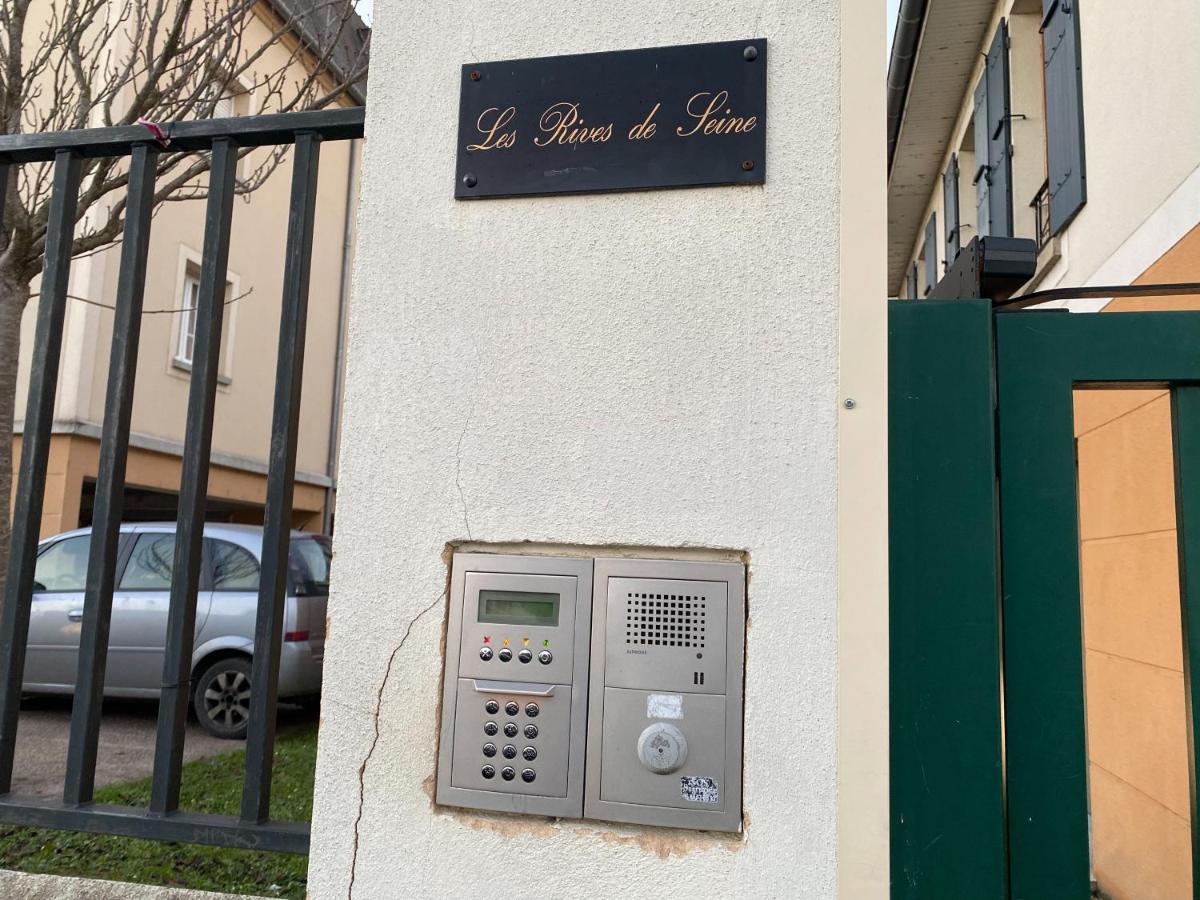 Апартаменты Blue Pearl - Parking - Gare Rer A 5 Min Корбей-Эссон Экстерьер фото